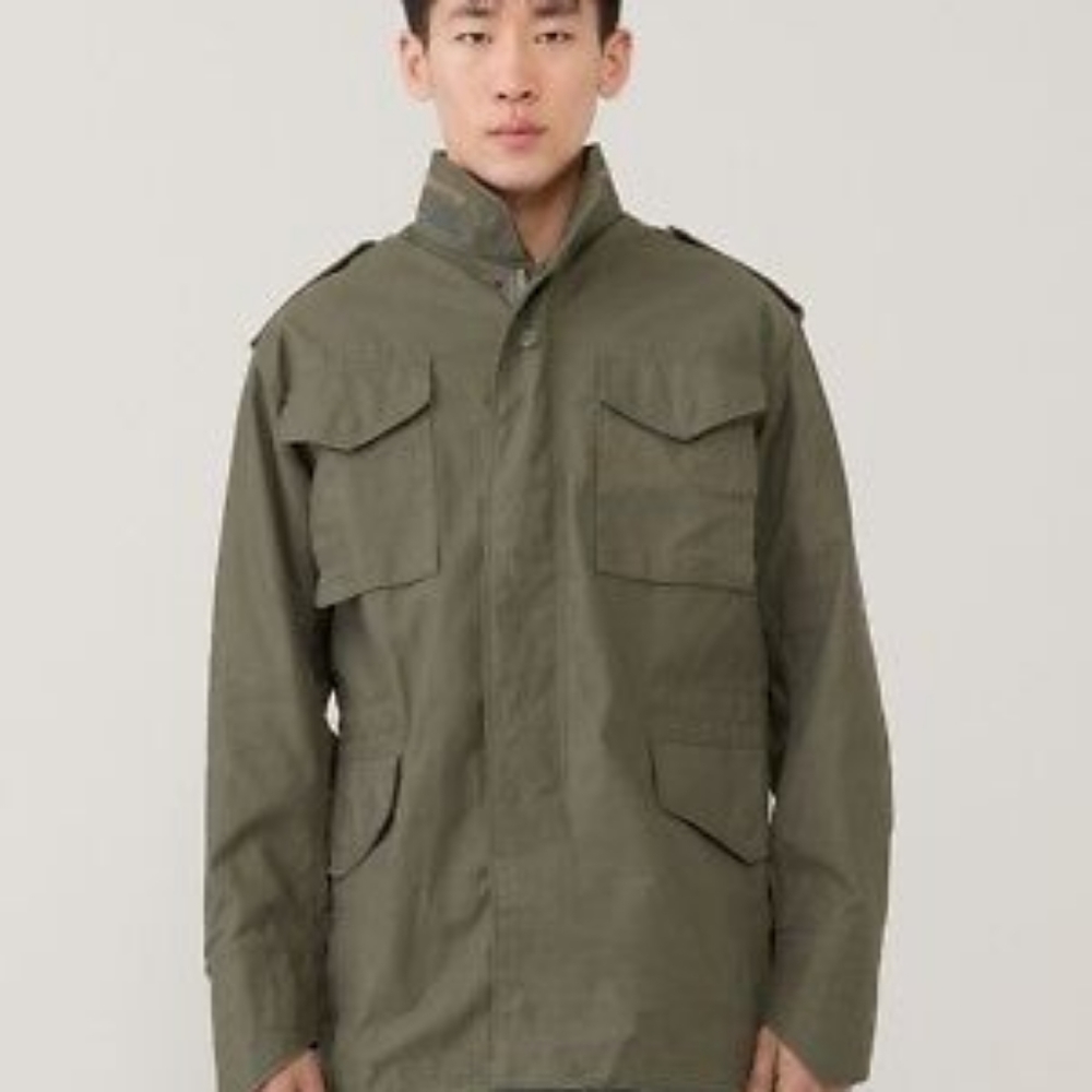 Alpha m65 jacket olive size small runs big fits like a new large shirt neverworn